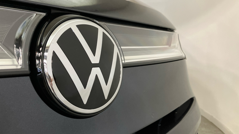 Volkswagen Multivan 2.0 TDI Style 5dr LWB DSG Diesel Estate